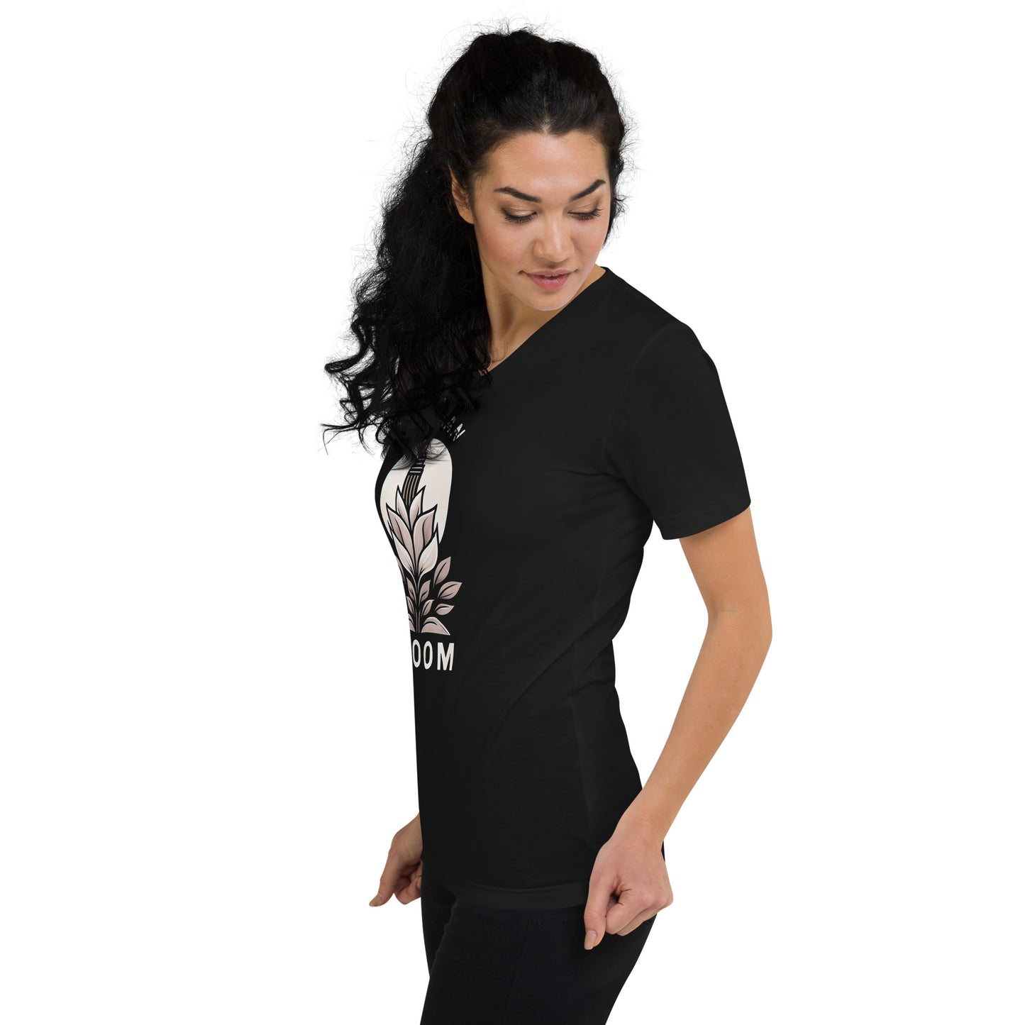 Nova Graphic Short Sleeve V-Neck T-Shirt